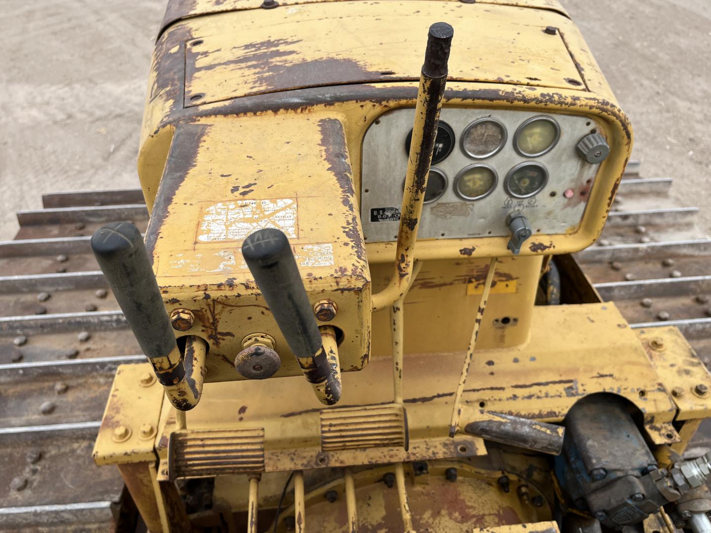 BULLDOZER  CAT D8K